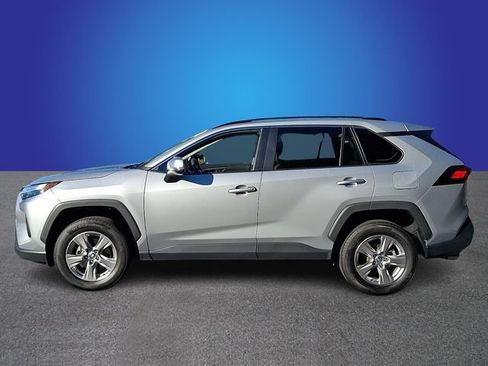 Used 2024 Toyota RAV4 XLE FWD image 7
