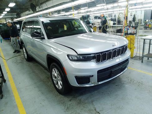 Used 2021 Jeep Grand Cherokee L Limited image 2