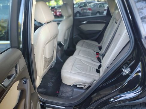 Used 2016 Audi Q5 2.0T Premium Plus w/ Technology Package image 12