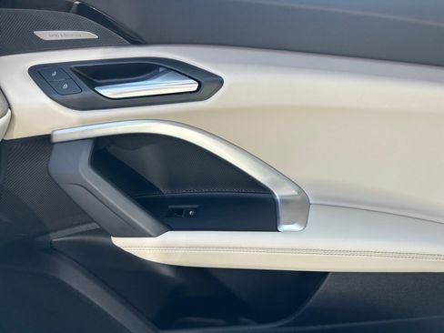 Certified 2025 Audi Q5 Premium Plus w/ Premium Plus image 31