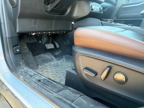 Used 2023 Ford Bronco Sport Outer Banks w/ Tech Package AWD/4WD image 14