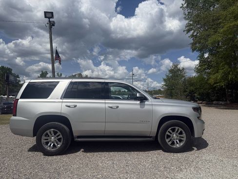 Used 2019 Chevrolet Tahoe LT image 12