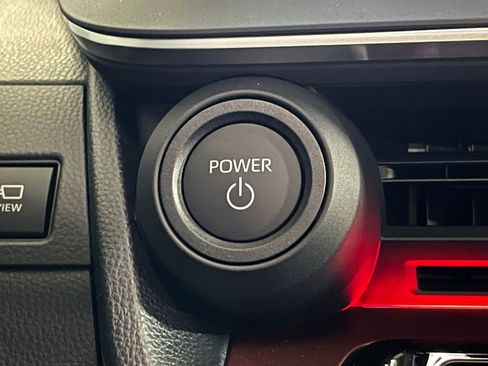 New 2026 Toyota Prius Plug-In Hybrid FWD image 29