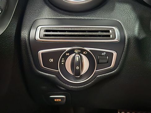 Used 2018 Mercedes-Benz C 63 AMG Cabriolet image 44