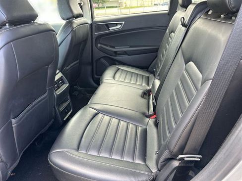 Used 2024 Ford Edge SEL AWD/4WD image 45