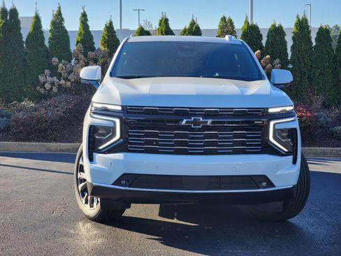 New 2026 Chevrolet Suburban High Country image 5