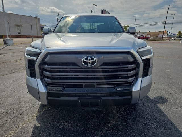 Used 2025 Toyota Tundra Limited w/ Power Package AWD/4WD image 3