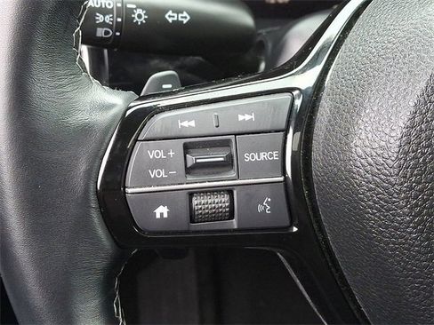 Used 2025 Honda Civic Sport image 22