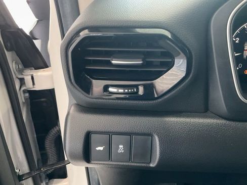 Certified 2025 Honda Pilot EX-L image 8