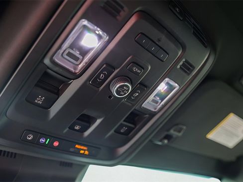 Used 2024 Cadillac Escalade Sport w/ LPO, ONYX Package image 25