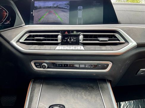 Used 2022 BMW X5 xDrive40i AWD/4WD image 15