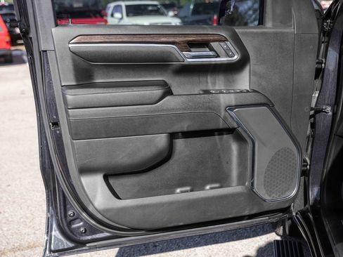 Used 2023 GMC Sierra 1500 Elevation image 25