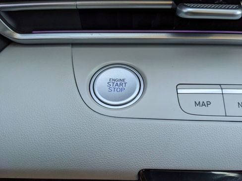 Used 2023 Hyundai Elantra Limited w/ Cargo Package image 27