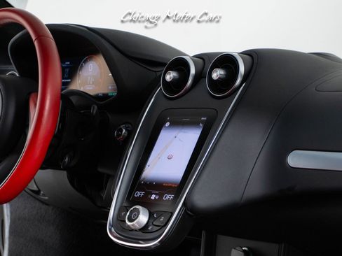 Used 2023 McLaren GT RWD image 45