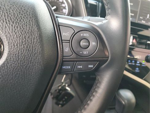 Used 2023 Toyota Camry SE image 25