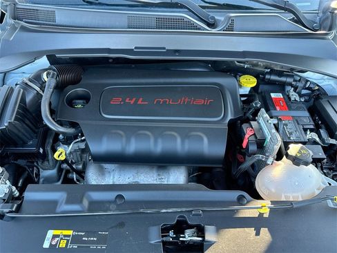 Used 2022 Jeep Compass Altitude w/ Convenience Group image 24