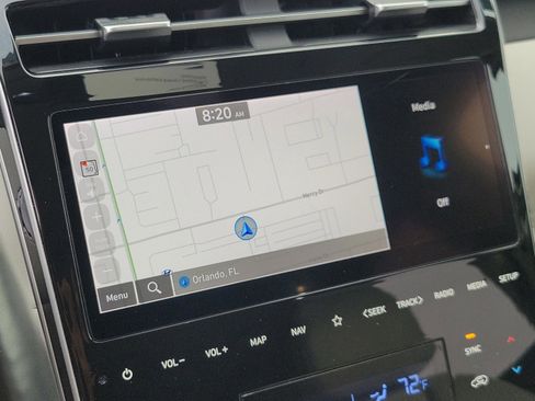 Certified 2024 Hyundai Tucson Limited image 25