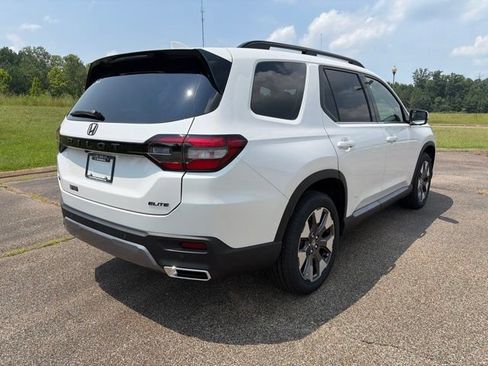 New 2026 Honda Pilot Elite image 3