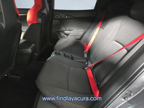 Used 2018 Honda Civic Type R image 13
