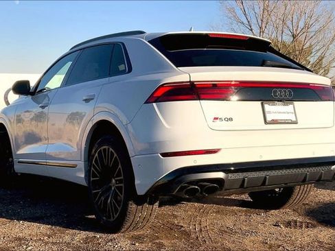 Used 2024 Audi SQ8 Premium Plus w/ Executive Package image 11