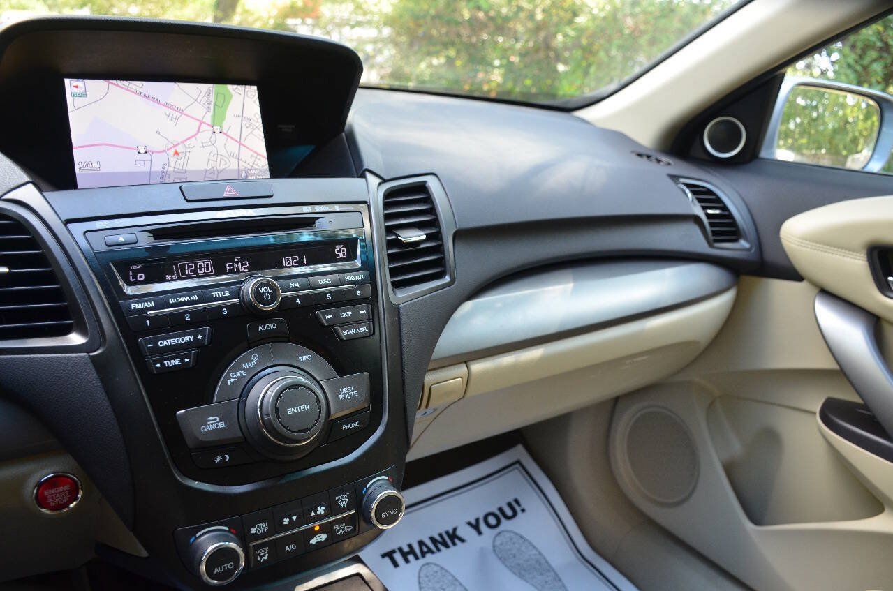 Used 2015 Acura RDX w/ Technology Package AWD/4WD image 19