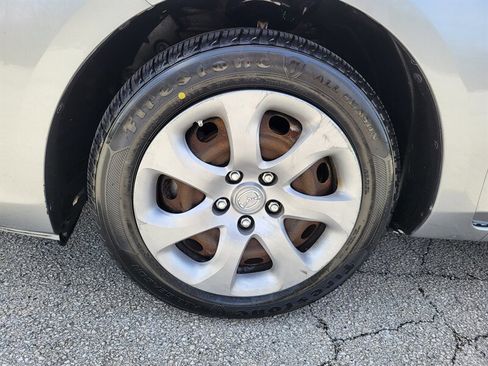 Used 2013 MAZDA MAZDA3 i Sport image 27