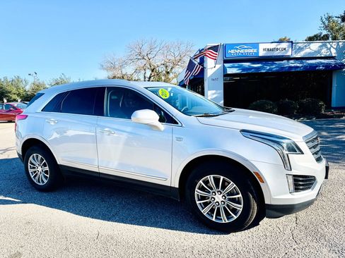 Used 2017 Cadillac XT5 Luxury image 11