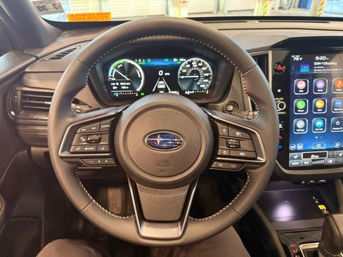 Used 2025 Subaru Forester Limited image 12