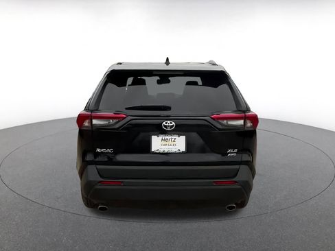 Used 2025 Toyota RAV4 XLE image 12