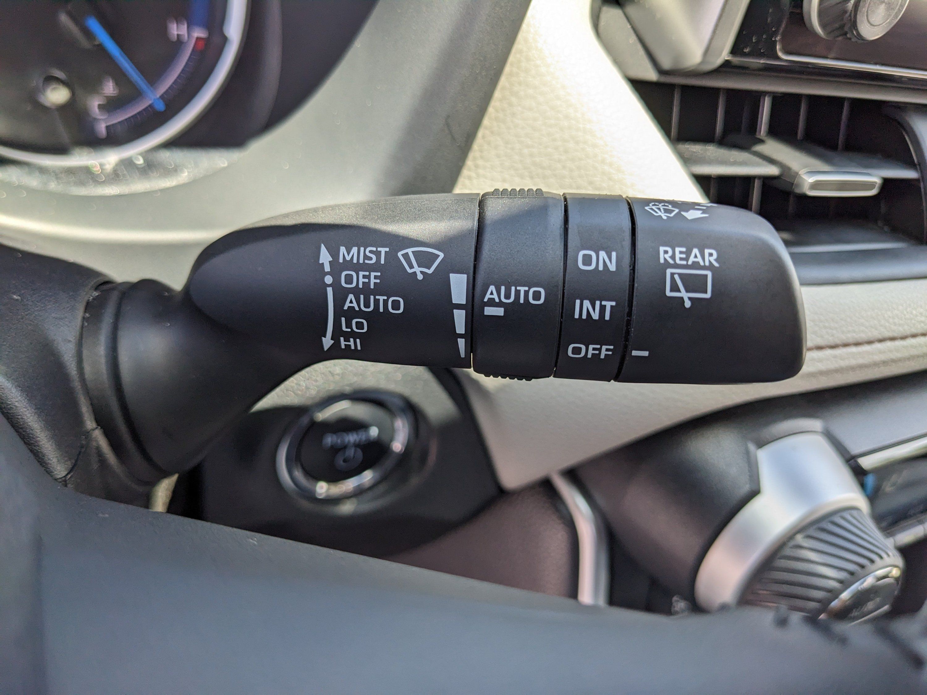 Used 2023 Toyota RAV4 XLE Premium AWD/4WD image 29