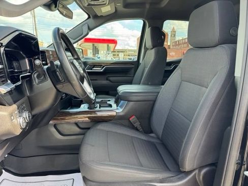 Used 2025 GMC Sierra 1500 Elevation AWD/4WD image 11