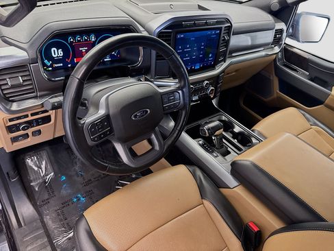 Used 2023 Ford F150 Lariat AWD/4WD image 7
