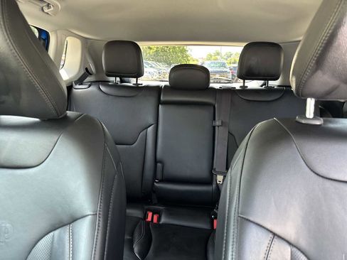 Used 2022 Jeep Compass Limited image 22