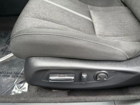 Used 2023 Honda Accord Sport image 13