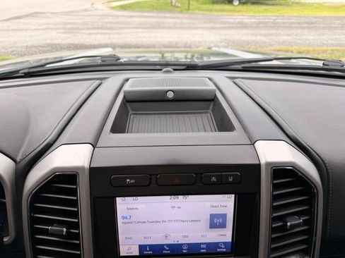 Used 2020 Ford F150 Lariat w/ Equipment Group 502A Luxury AWD/4WD image 28