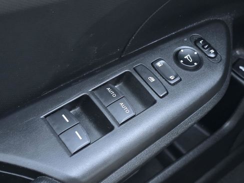 Used 2021 Honda Civic Sport image 10