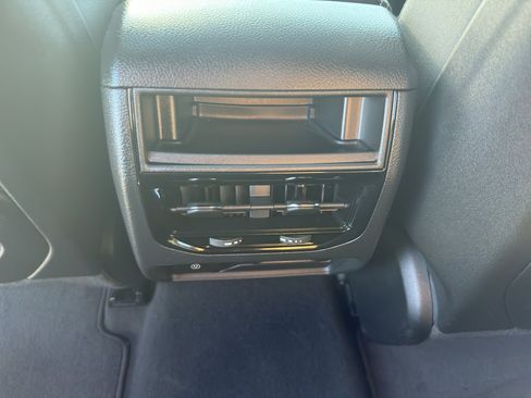 Used 2024 Jeep Grand Cherokee Laredo X w/ Luxury Tech Group I image 32