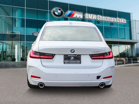New 2026 BMW 330i Sedan w/ Premium Package image 5