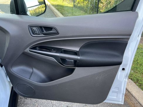 Used 2020 Ford Transit Connect XL FWD image 13