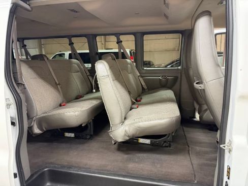 Used 2024 Chevrolet Express 3500 LT w/ LT Preferred Equipment Group RWD image 26