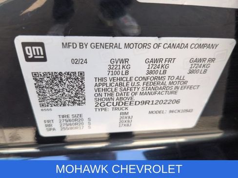 Used 2024 Chevrolet Silverado 1500 RST AWD/4WD image 34