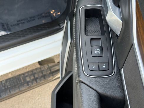 Used 2024 RAM 2500 Laramie image 25