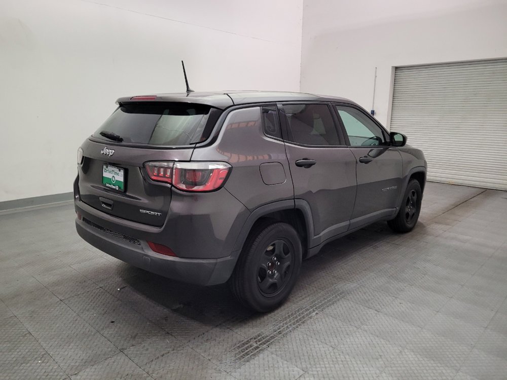 Used 2018 Jeep Compass Sport FWD image 9