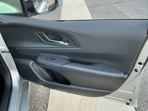 Used 2024 Toyota Prius Prime Premium image 16