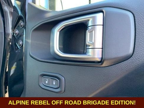 Used 2023 Jeep Gladiator Sport AWD/4WD image 56