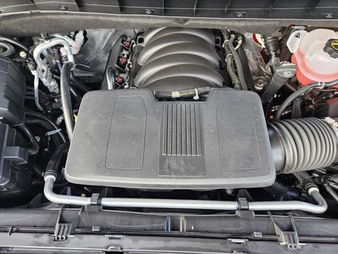 New 2026 Chevrolet Suburban LT w/ Comfort Package RWD image 25
