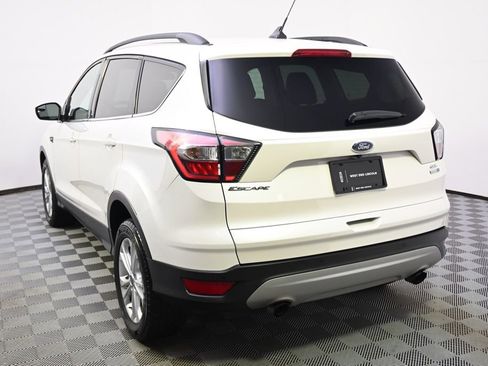 Used 2018 Ford Escape SEL image 4