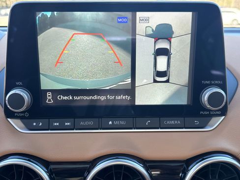 Used 2024 Nissan Sentra SV w/ SV Premium Package image 29