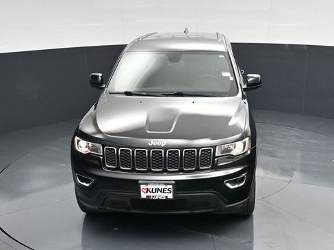 Used 2022 Jeep Grand Cherokee Laredo E image 43