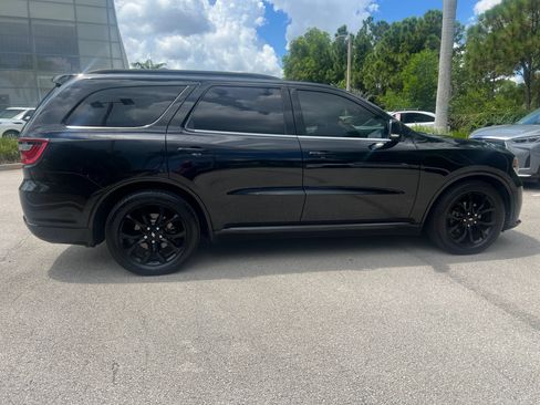 Used 2019 Dodge Durango GT RWD image 2